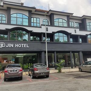 Jin Hotel